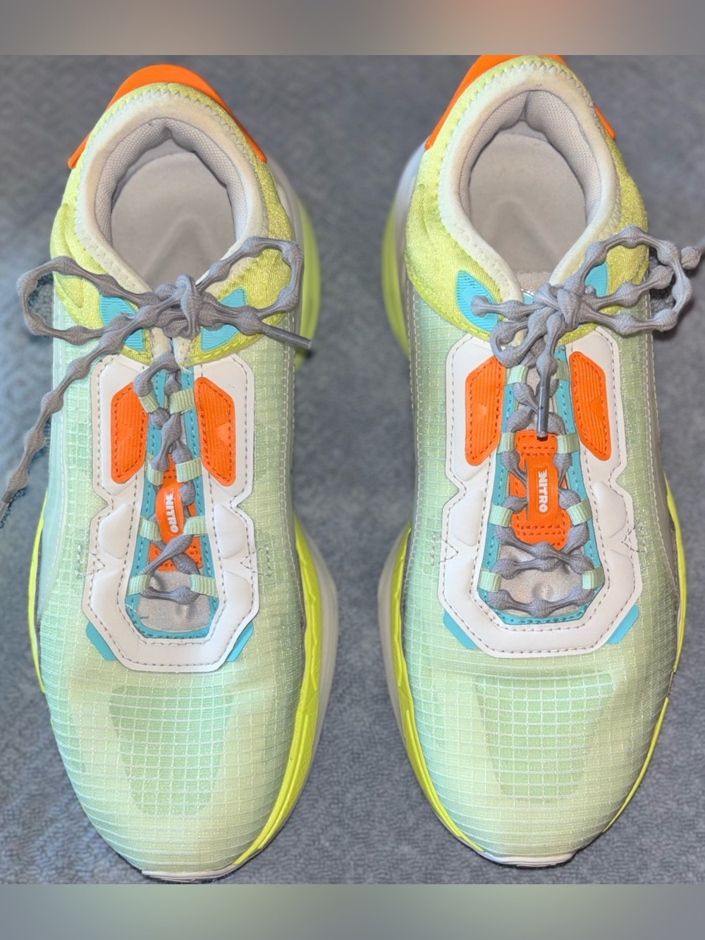 Puma Extent Nitro Women's Size 9 Pastel Mint Green Yellow Orange Sneaker
NWOT